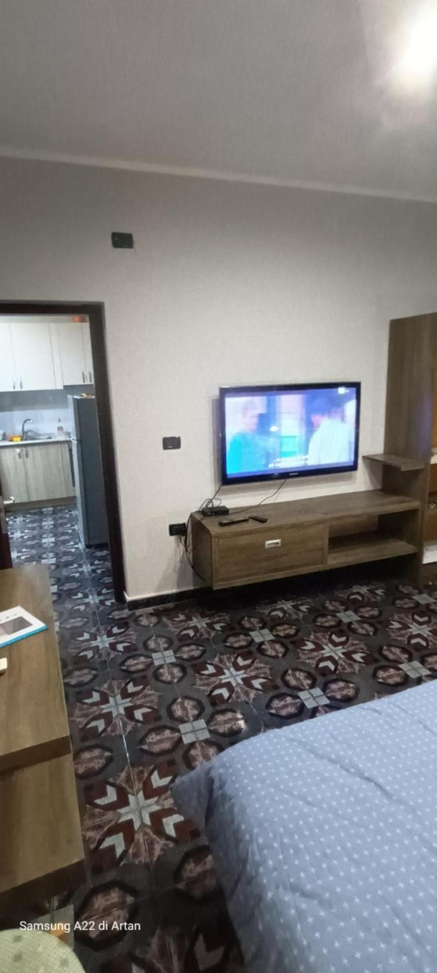 Royal Aparthotel Вльора Екстер'єр фото