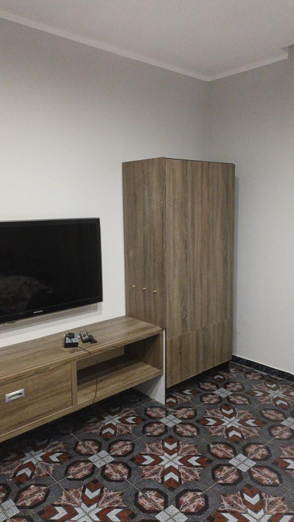 Royal Aparthotel Вльора Екстер'єр фото